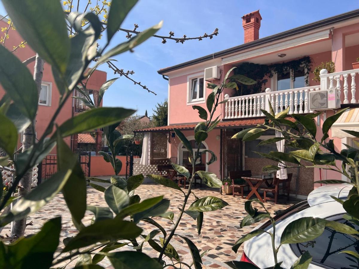 Apartments Tereza Novigrad Istria Exteriör bild