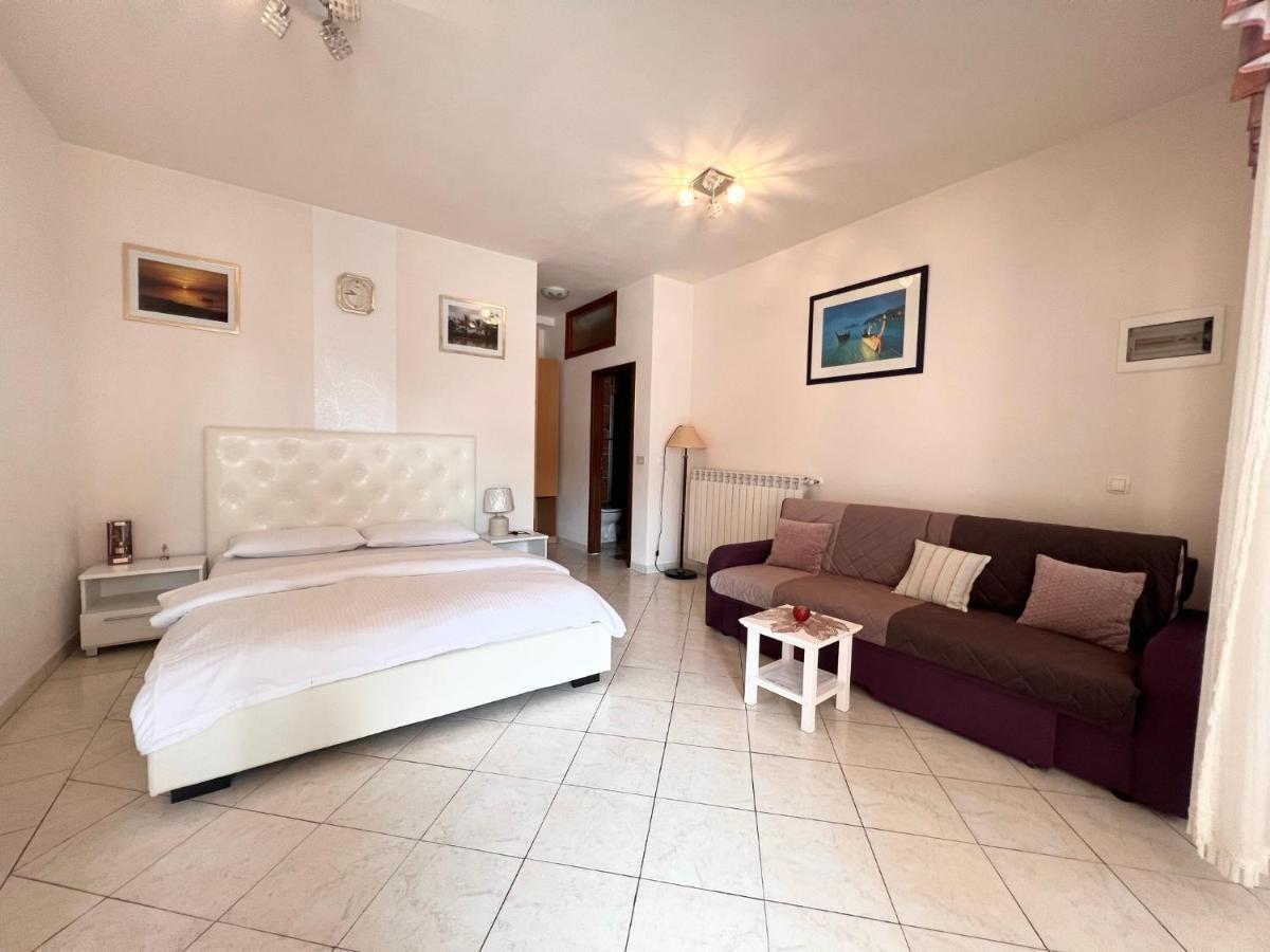 Apartments Tereza Novigrad Istria Exteriör bild